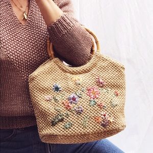 Sweet vintage crocheted handbag